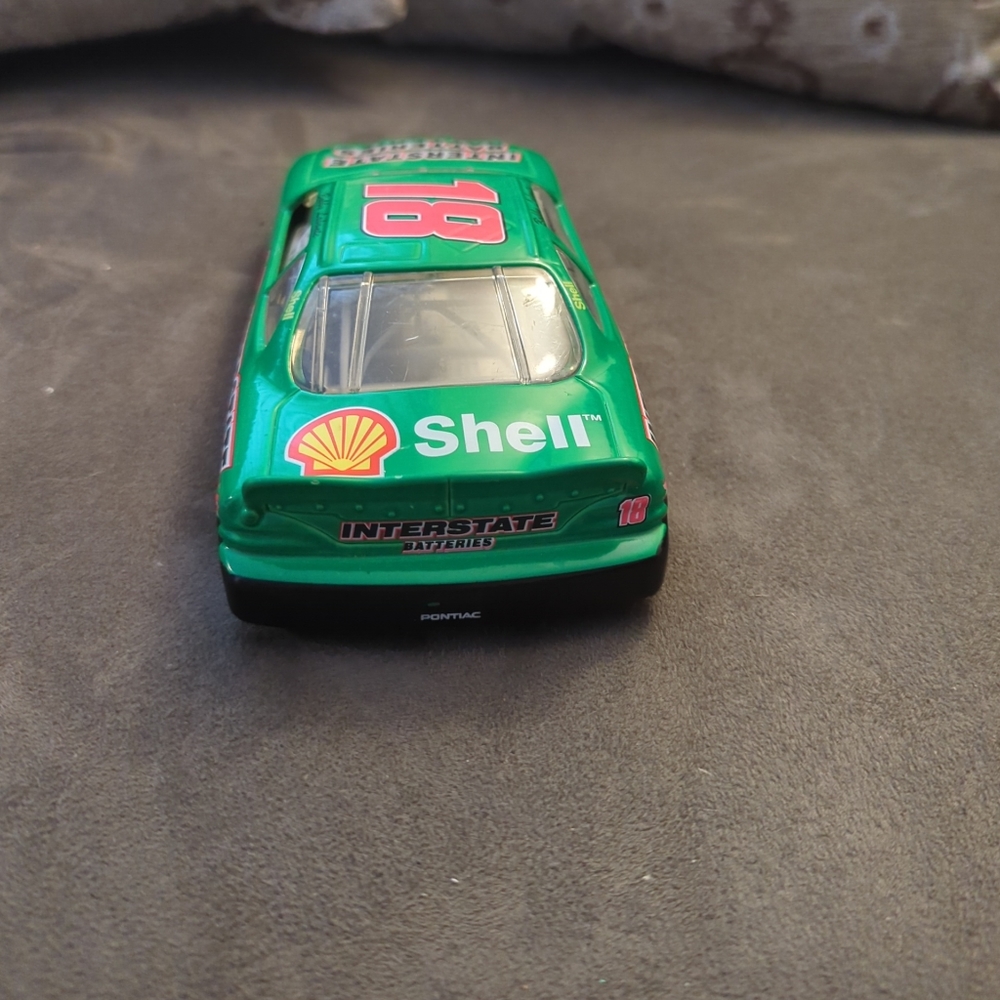Bobby Labonte #18 Racing Car Interstate Batteries - Picture 4 of 7